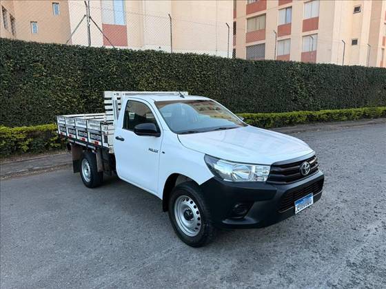 TOYOTA HILUX 2.8 4X4 CS CHASSI 16V TURBO DIESEL 2P MANUAL TOYOTA HILUX 2.8 4X4 CS CHASSI 16V TURBO DIESEL 2P MANUAL